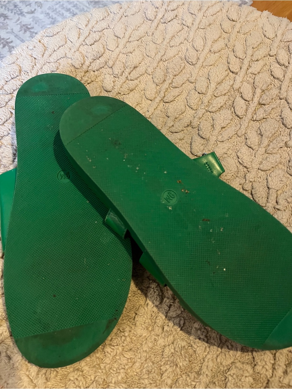 Cushionaire Women's Emerald Green Slide Sandals - Picture 3 of 3